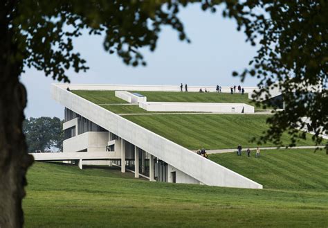 moesgaard museum ragnarock